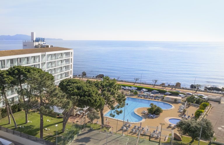 Hotel nieves-mar